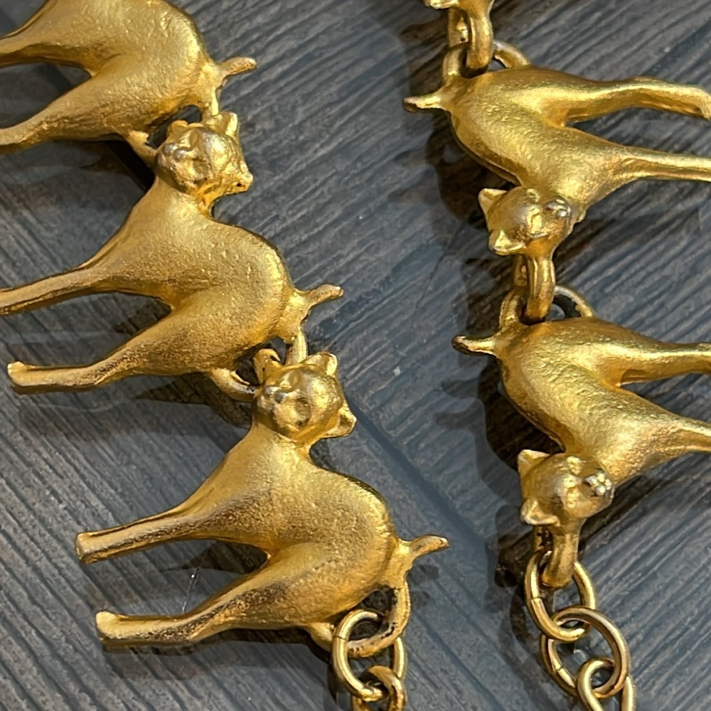 Vintage Gold-tone Sculptural Judith Woracek Mullen Cat Link Statement Necklace - Picture 7 of 17